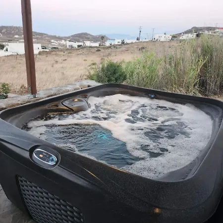 Diamond Of Mykonos * 아노 메라