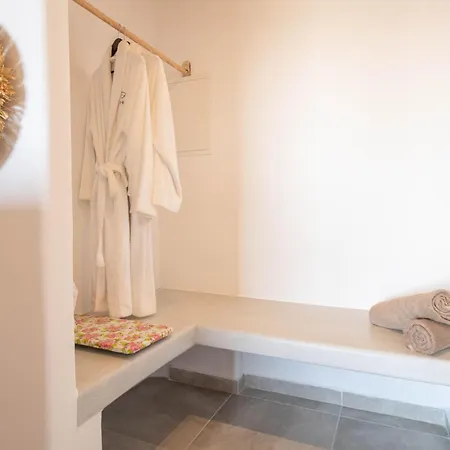 Diamond Of Mykonos *